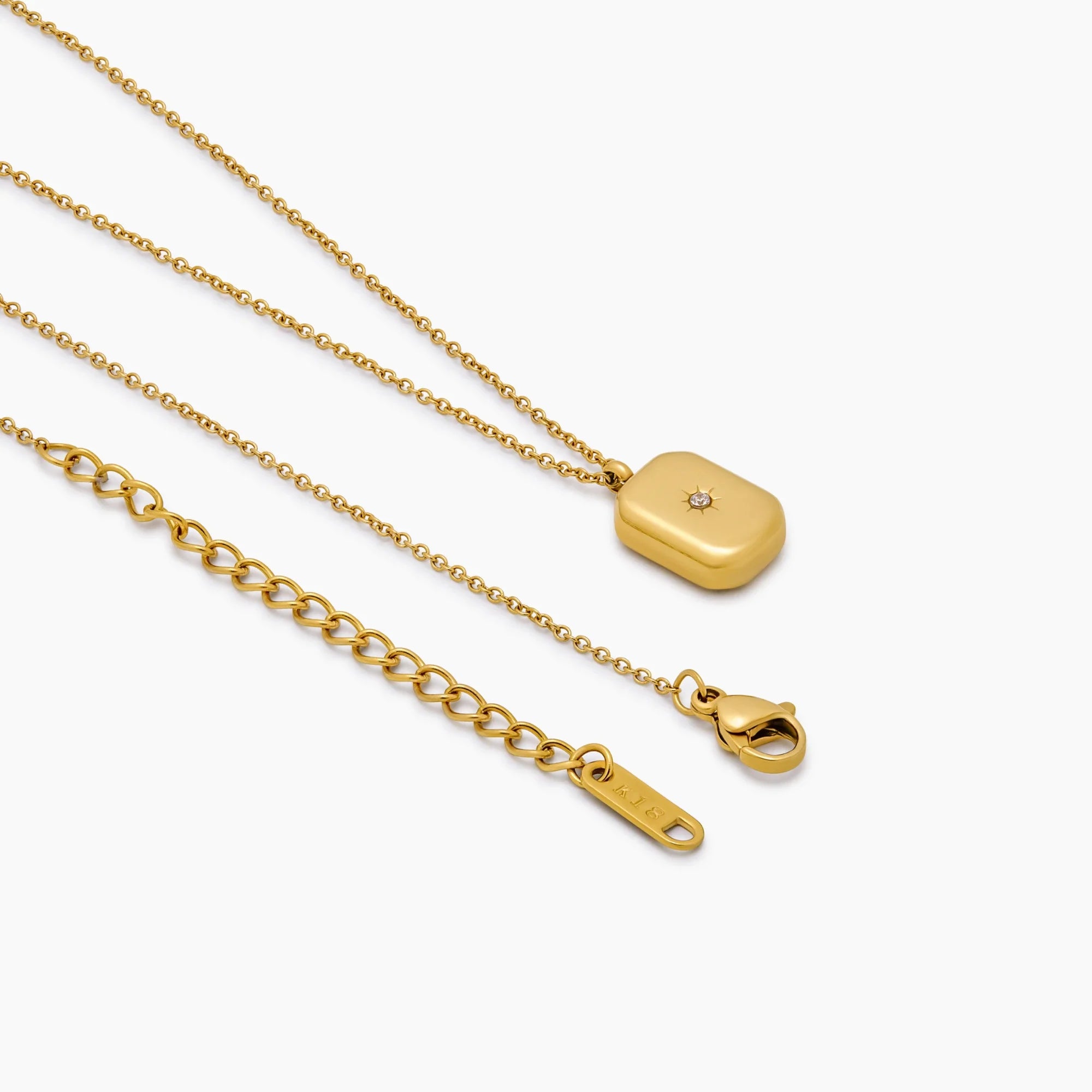 Stella Pendant Necklace