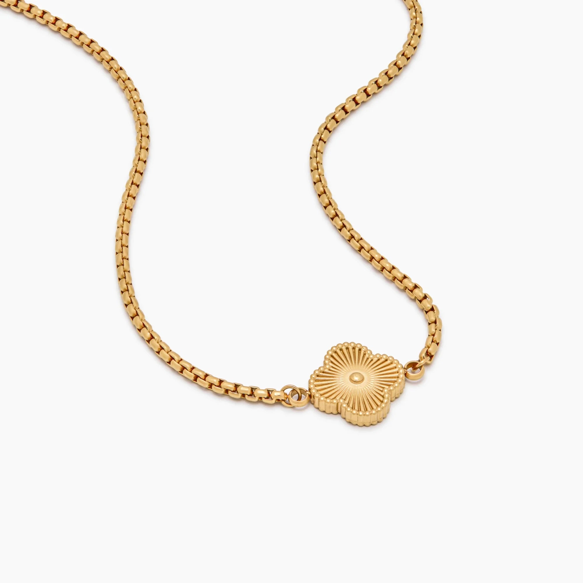 Pearl Clover Necklace