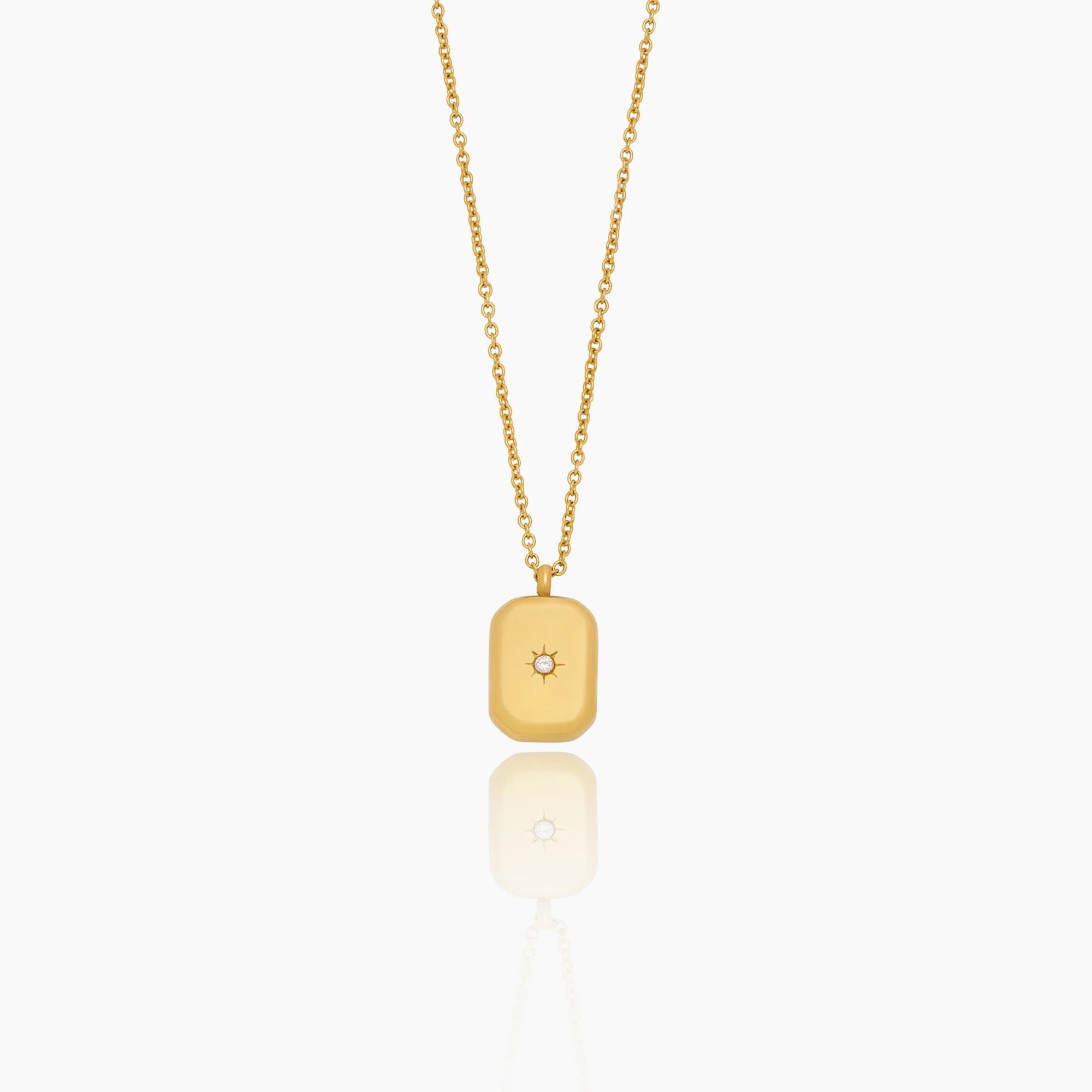 Stella Pendant Necklace